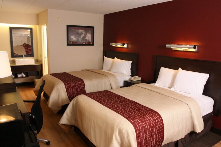 2 Double Beds (2 of 12)