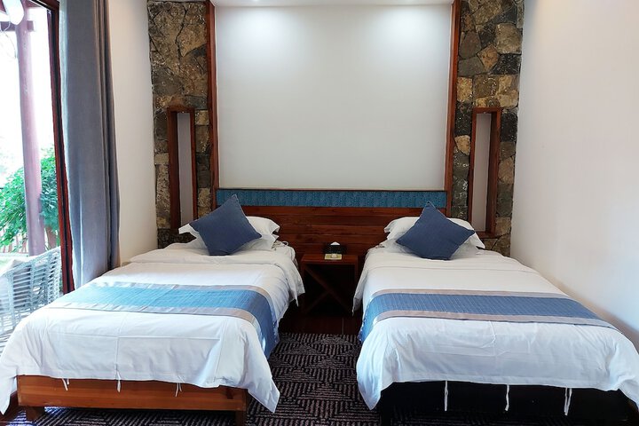 Room 44 of 121