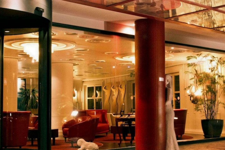 Hotel 55 of 56