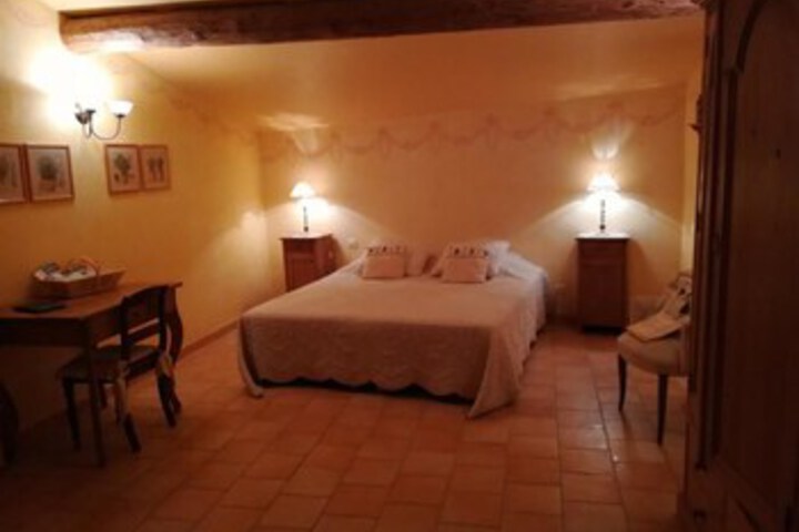 Room 20 of 27
