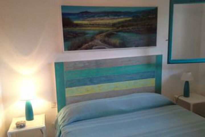 Room 8 of 19