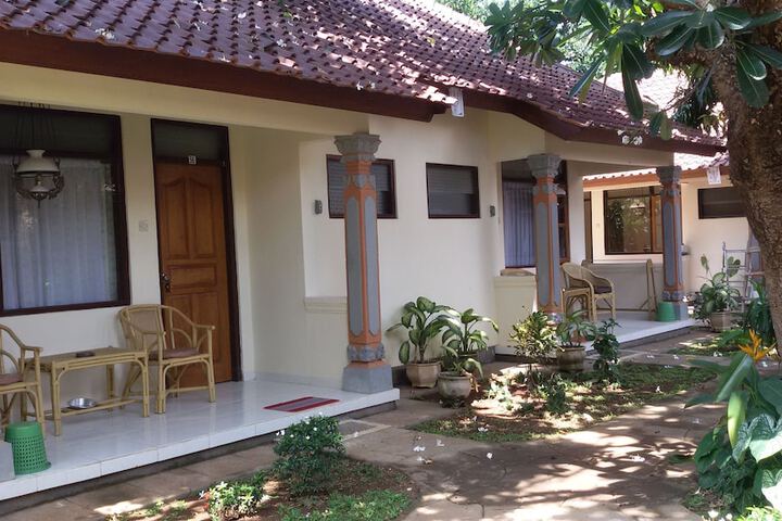 Room 2 of 47
