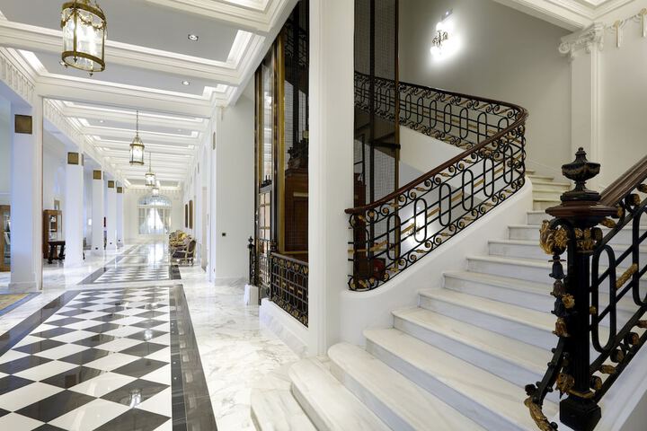 Hotel Interior 6 of 130