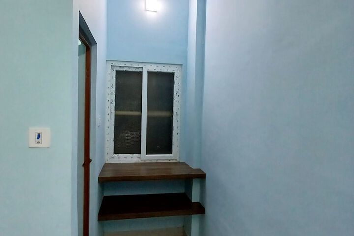 Room 9 of 22