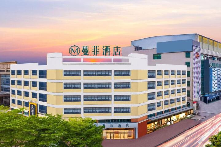 Manfei Hotel (Jinshazhou Wanda Jinbo Tiandi Branch)