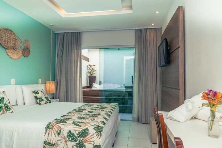Room 15 of 103