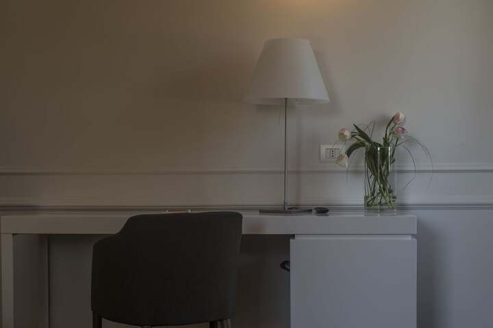 Room 10 of 72