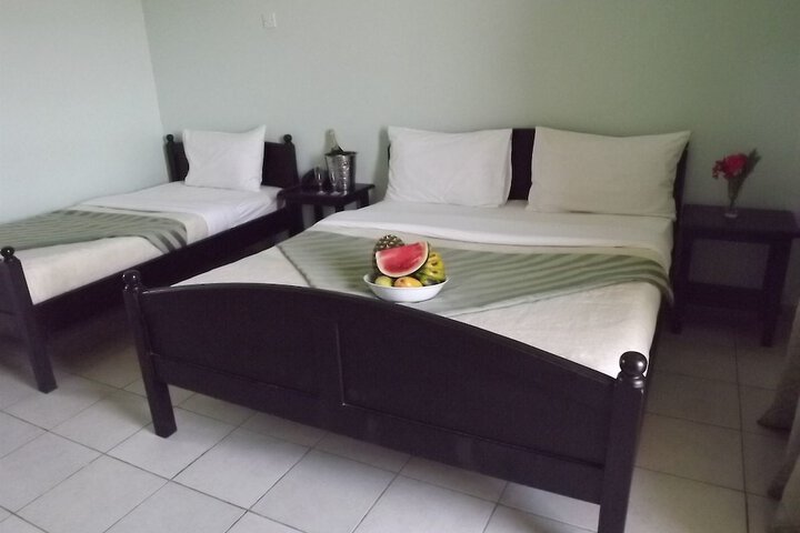 Room 2 of 31