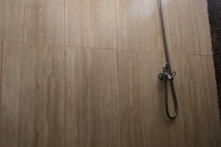 Room 14 of 21