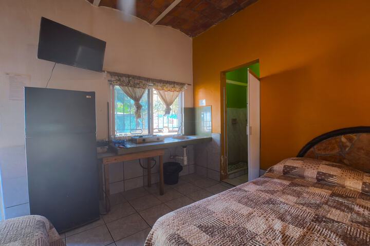 Room 8 of 27