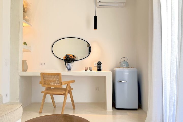 Room 15 of 98