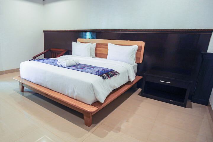 Room 18 of 35