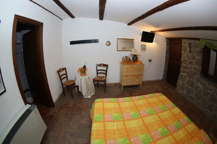 Room 10 of 78