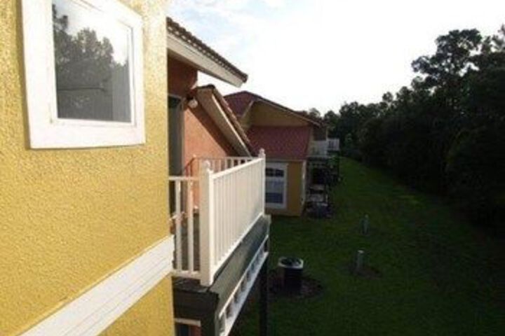 VM 5001 by RedAwning