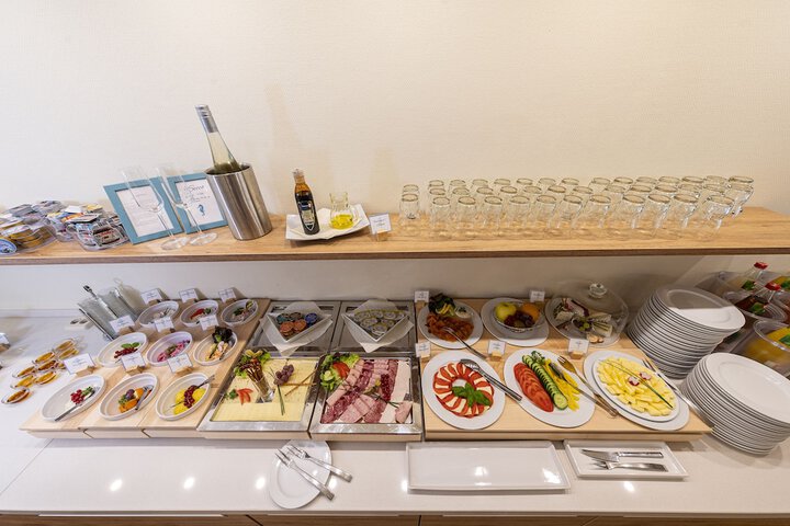 Dining 114 of 138