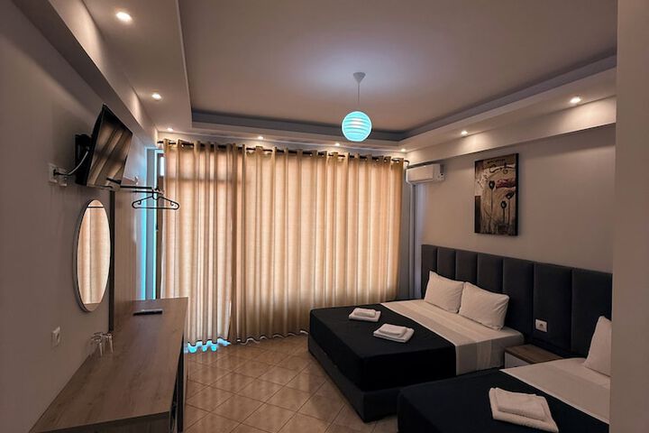 Room 60 of 245
