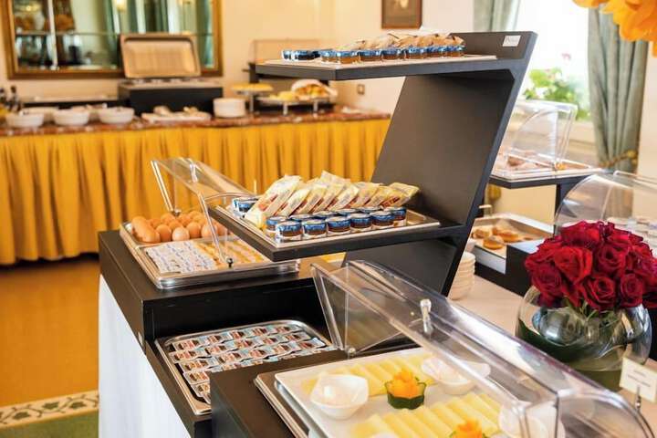 Breakfast/Coffee Service 39 of 65