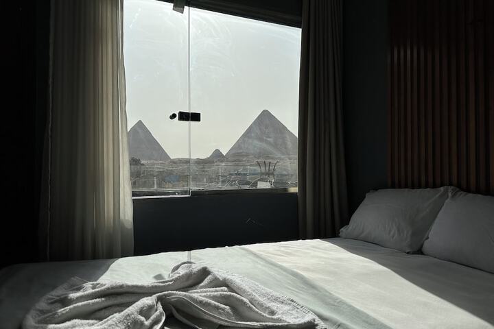 Room 7 of 33