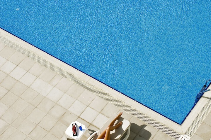 Hotel with Pool