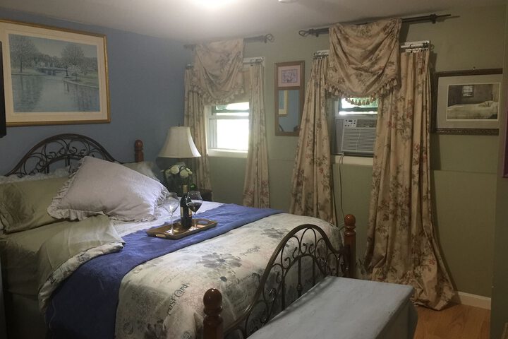 Room 4 of 101