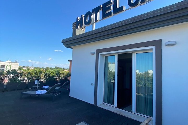 Hotel 60 of 65