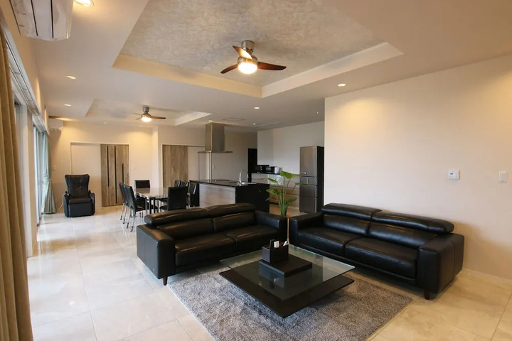 Room 9 of 22