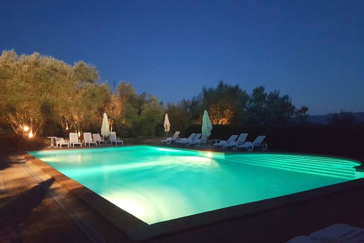 Pool 56 of 85