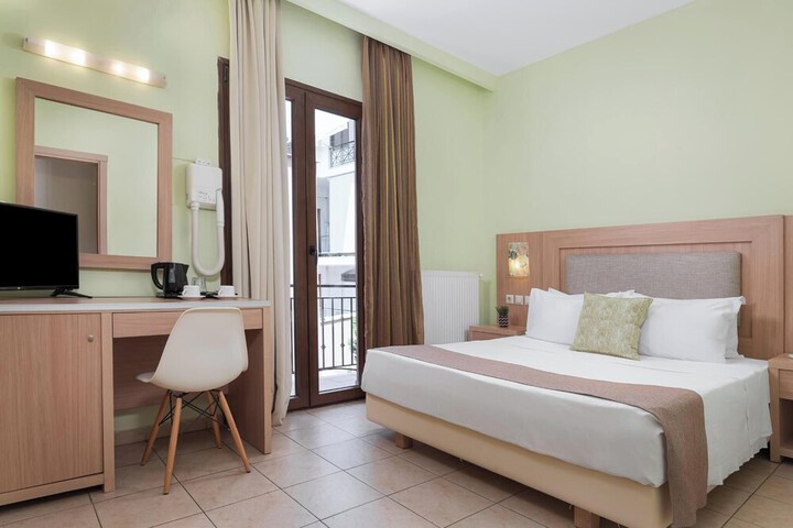 Room 14 of 70