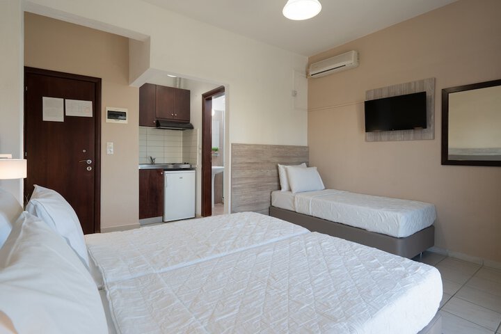 Room 14 of 44