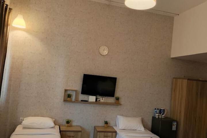 Room 7 of 14