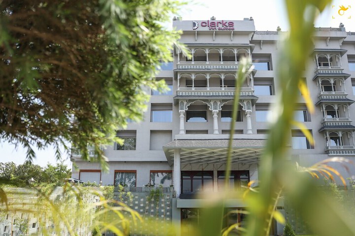 Hotel 92 of 93
