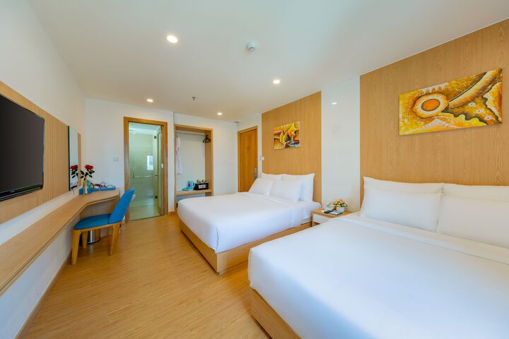 Room 11 of 65