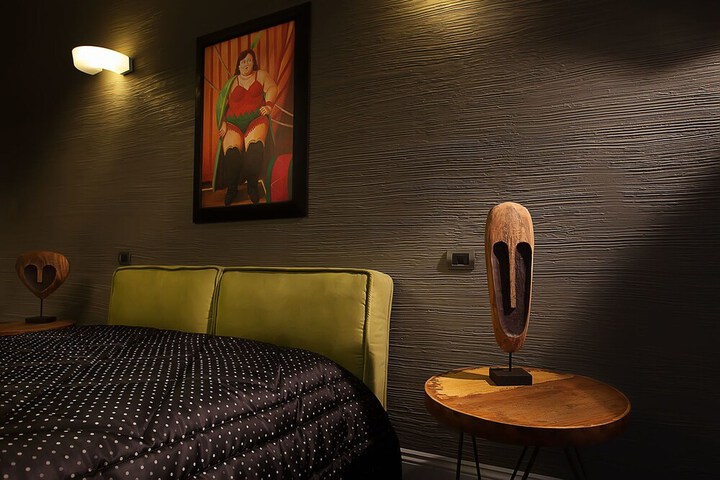 Room 20 of 49