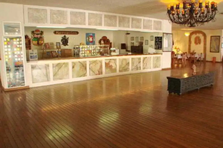 Exterior of Desert Inn Guerrero Negro