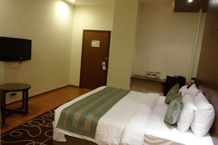 Room 12 of 56