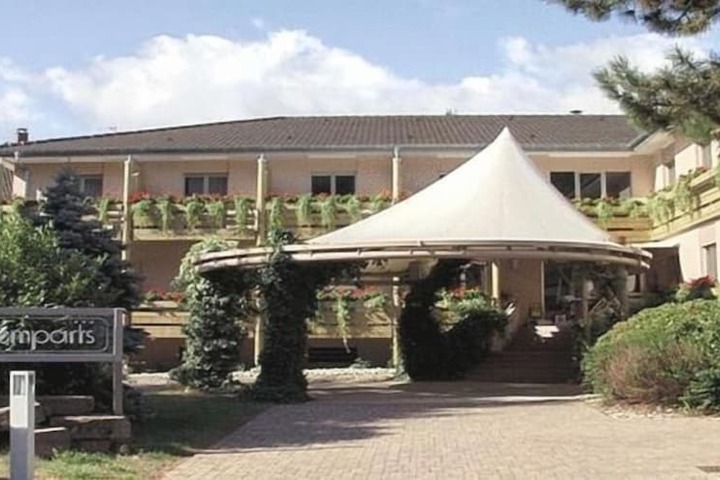 Hotel 50 of 54
