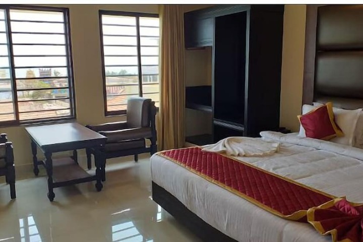 Room 14 of 25
