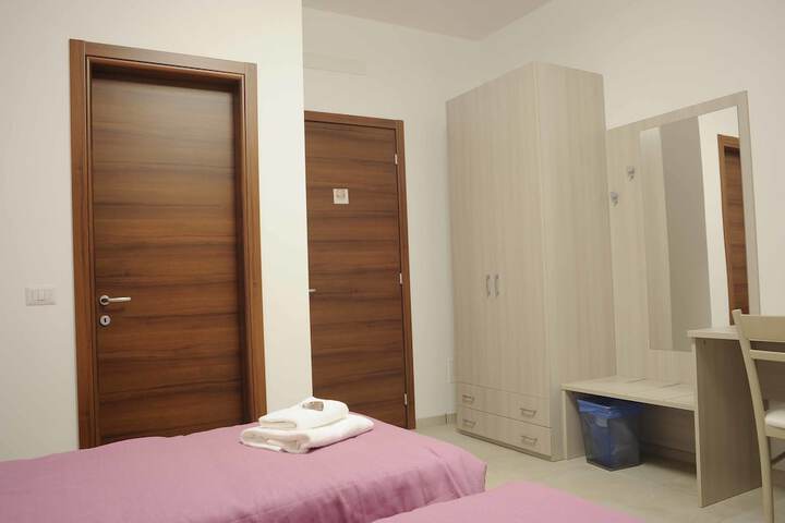 Room 6 of 57