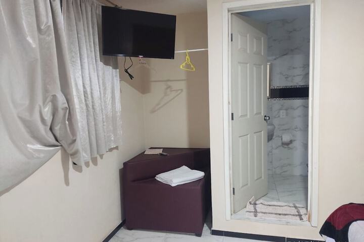 Room 26 of 47