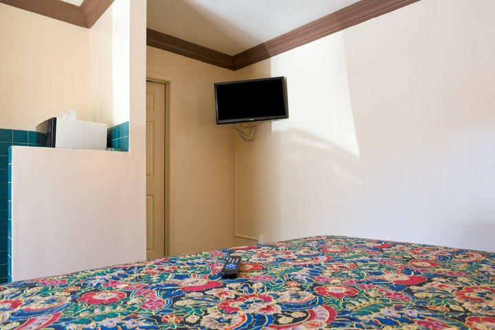 Room 35 of 35