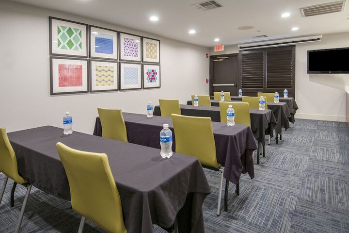 Meeting facility