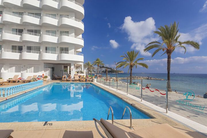 Pool Hotel