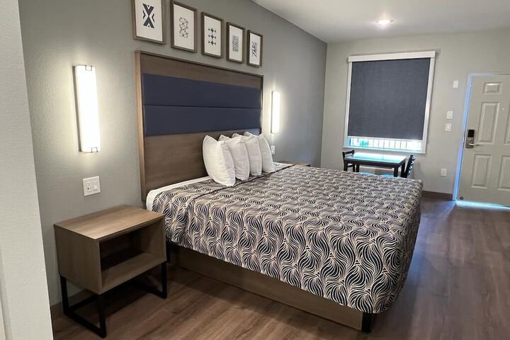 Room 3 of 23