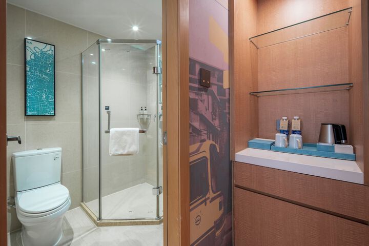 Room 40 of 60