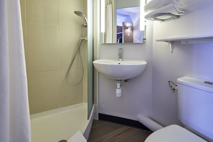 Clean Restrooms