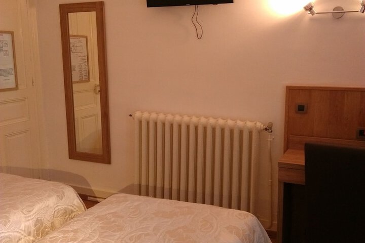 Room 3 of 14