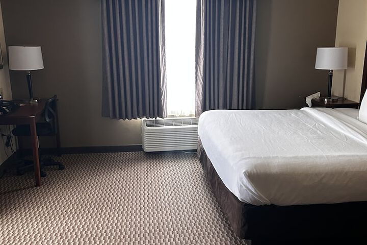 Room 19 of 39