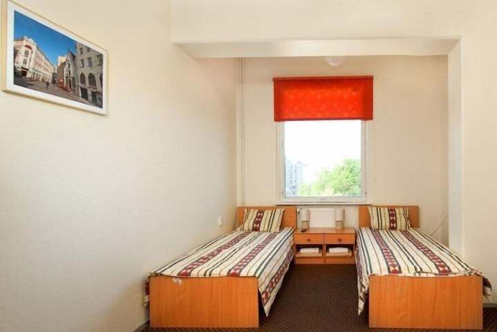 Room 32 of 56