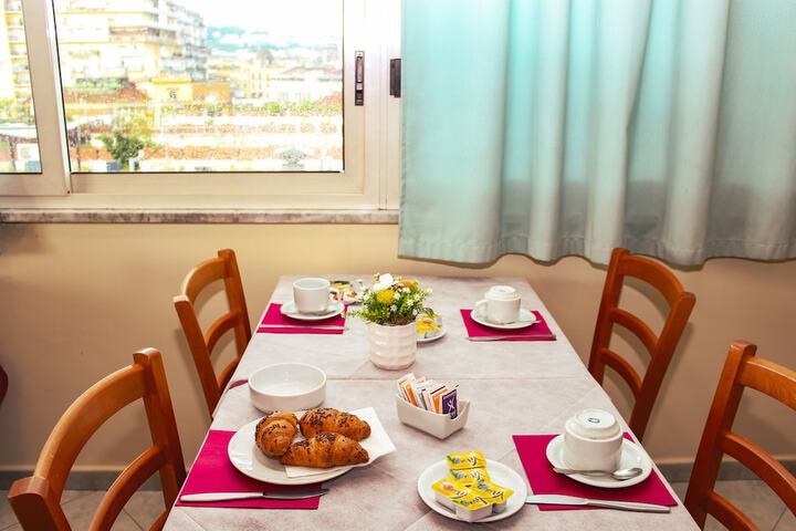 Dining 66 of 79
