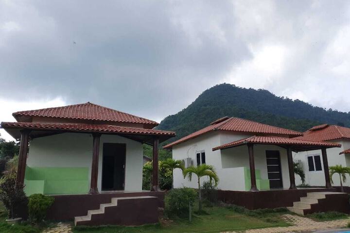 Exterior of Wild Hill Top Resort